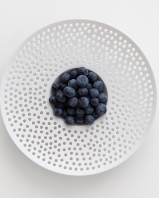 Blueberries in a small bowl plate