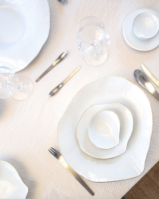 organically shaped porcelain tableware collection